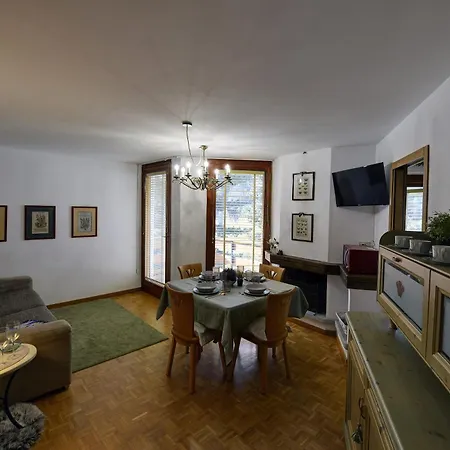 Dulci Du Mont Blanc קורמאיור